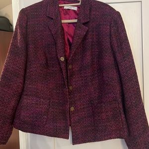 Beautiful Tahari womens tweed blazer size 20